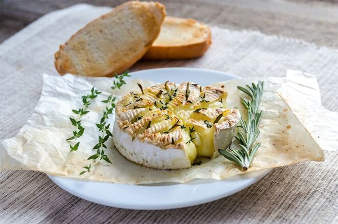 Keptas Camembert sūris