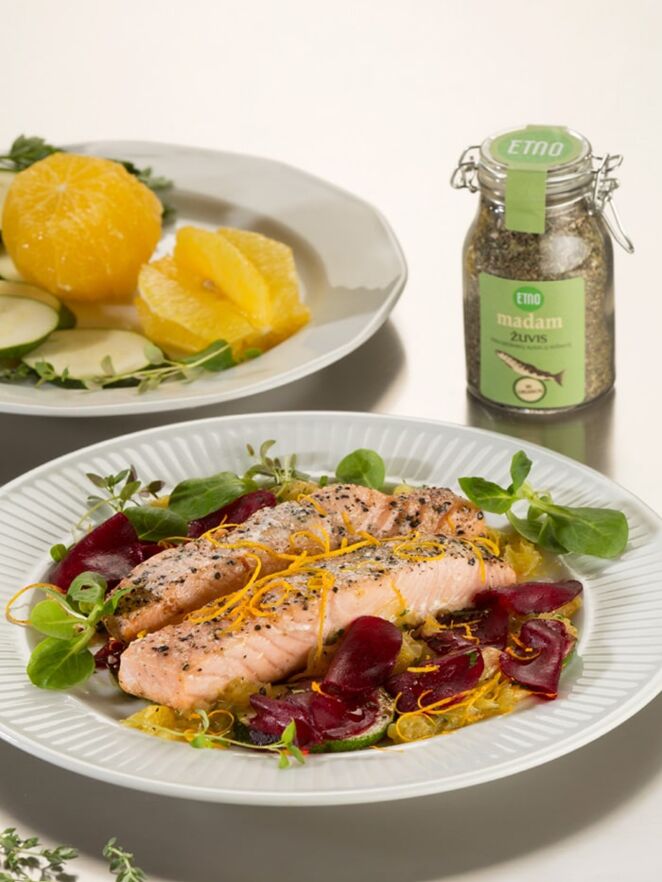 Lašišų filė su apelsinais