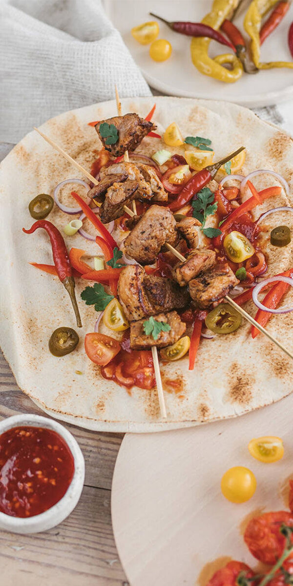 Turkijos įkvėptas šašlykas su tortilija