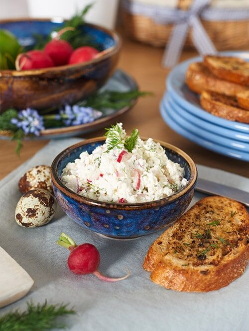 Gaivi varškės ir ridikėlių užtepėlė