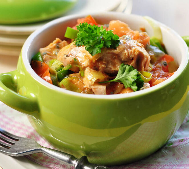 Žuvis arba jūros gėrybės su daržovėmis