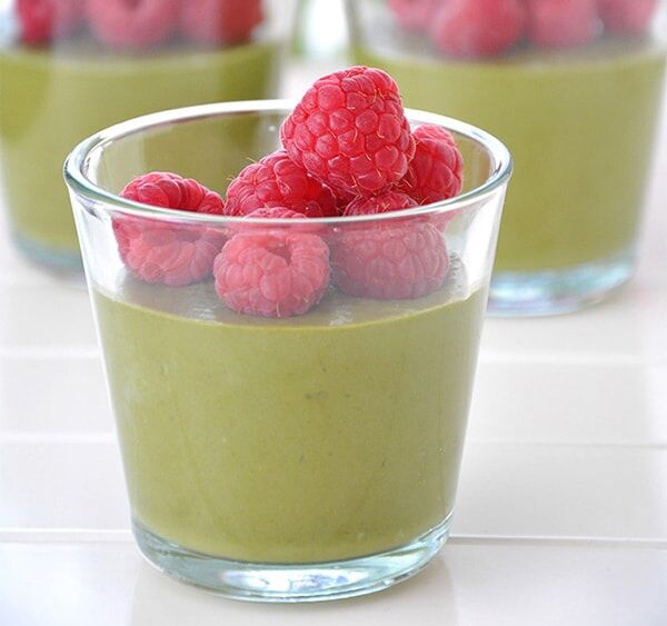 Žaliosios arbatos panna cotta