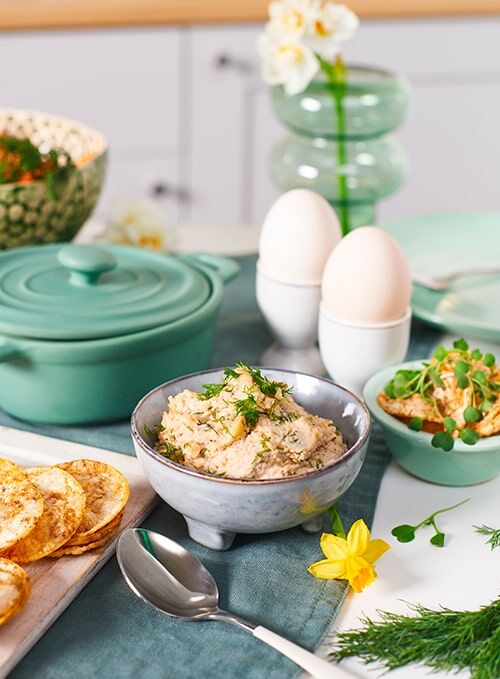 Rūkytos lašišos ir riešutų užtepėlė