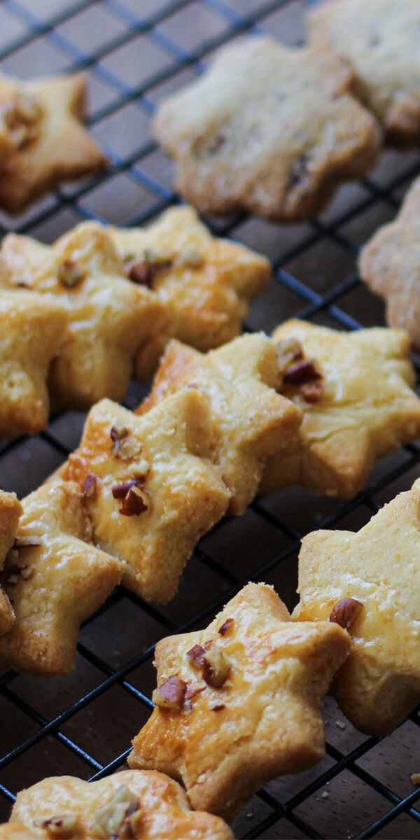 Sviestiniai sausainiai su riešutais