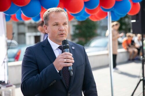 Visagine – „Maximos“ „Ačiū“ miestui ir įspūdingos lauktuvės