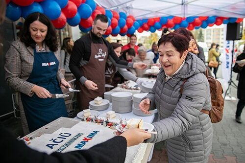 „Maximos“ „Ačiū“ turas Druskininkuose: padėkos, tortai ir akcijos