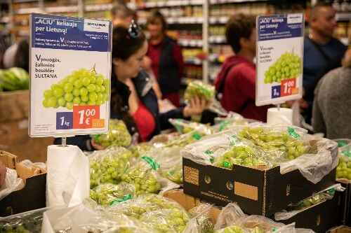 Visagine – „Maximos“ „Ačiū“ miestui ir įspūdingos lauktuvės